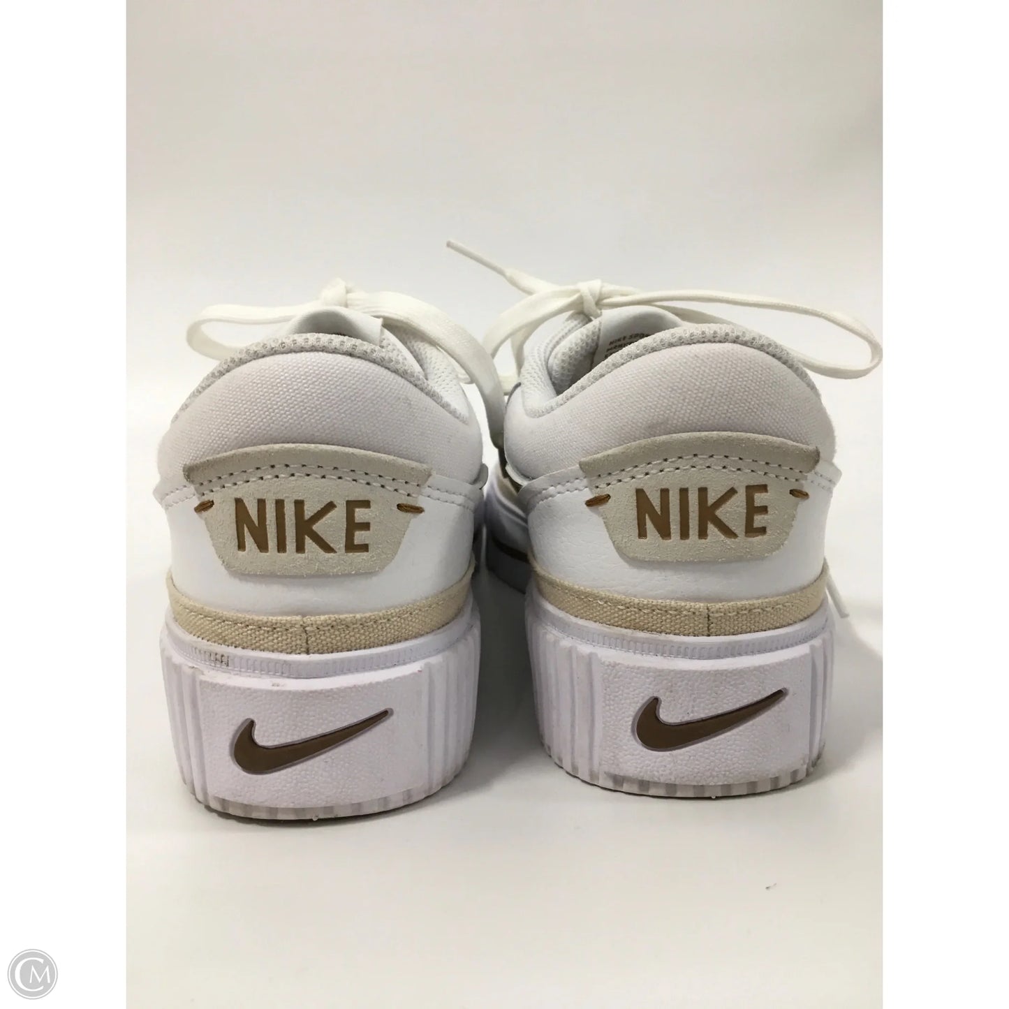 Shoes Sneakers By Nike In White, Size: 7.5