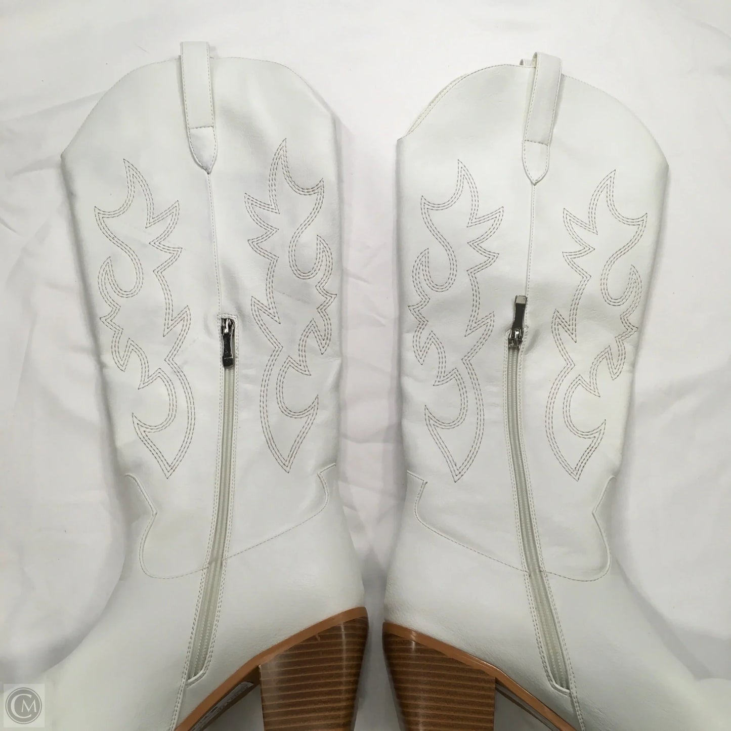Boots Western By Clothes Mentor In White, Size: 9