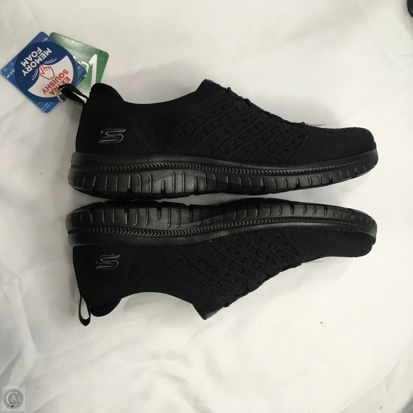 Shoes Sneakers By Skechers In Black, Size: 7