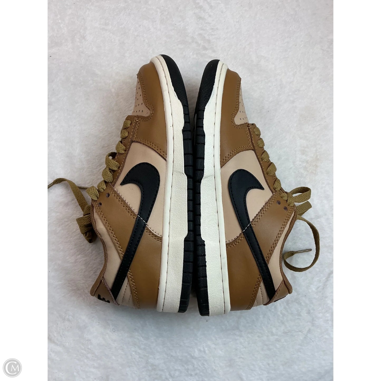 Shoes Sneakers By Nike In Brown, Size: 7