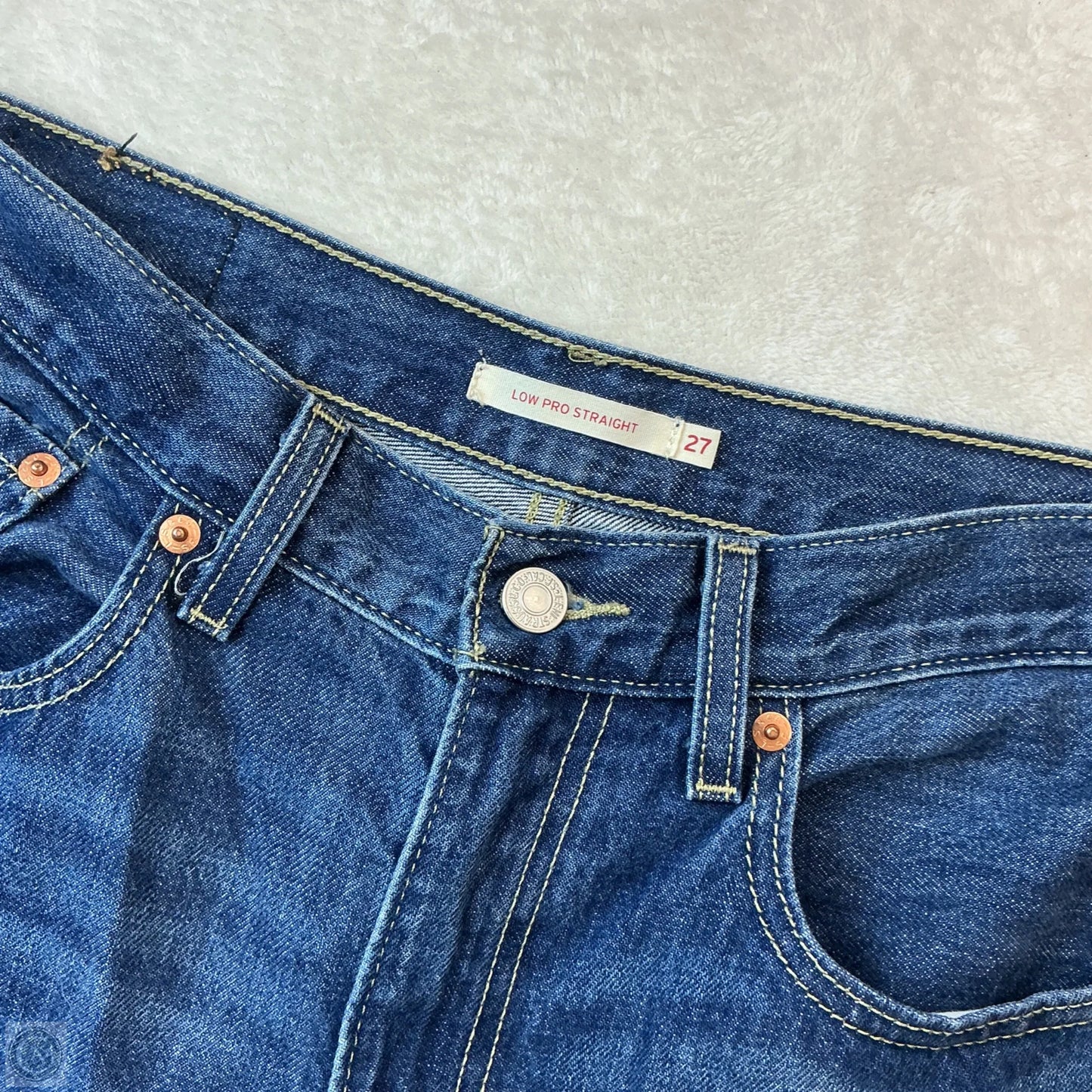 Jeans Straight By Levis In Blue, Size: 4