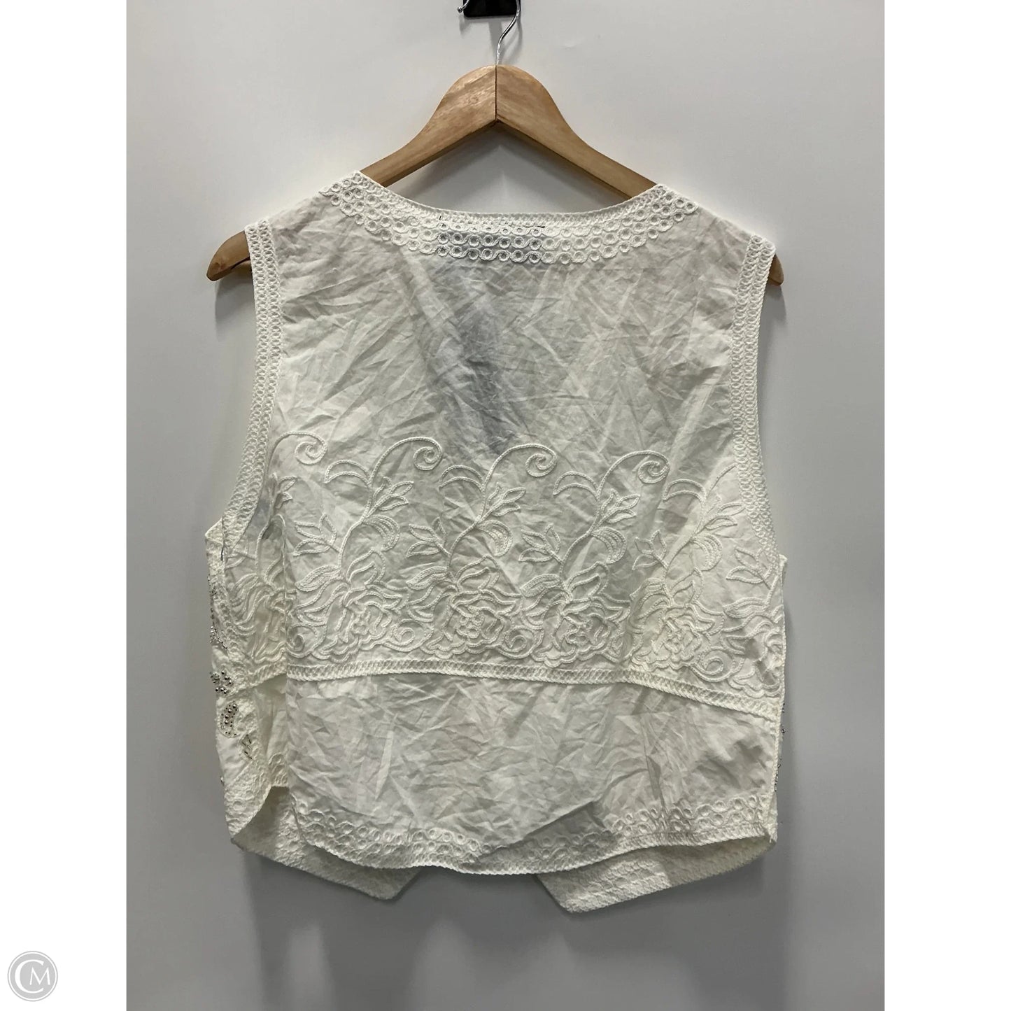 Top Sleeveless By Clothes Mentor In White, Size: L