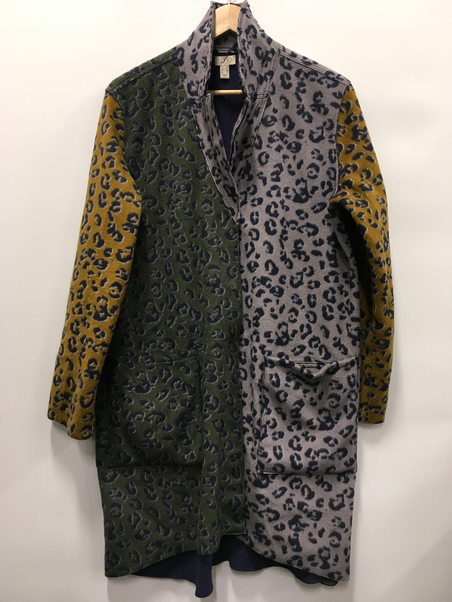 Jacket Fleece By Logo In Multi-colored, Size: M