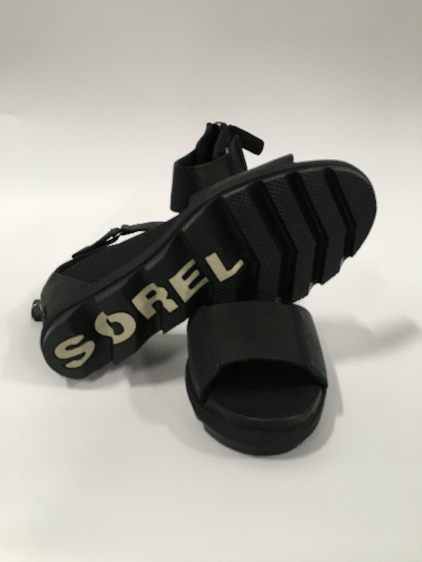 Black Sandals Heels Wedge Sorel, Size 8.5