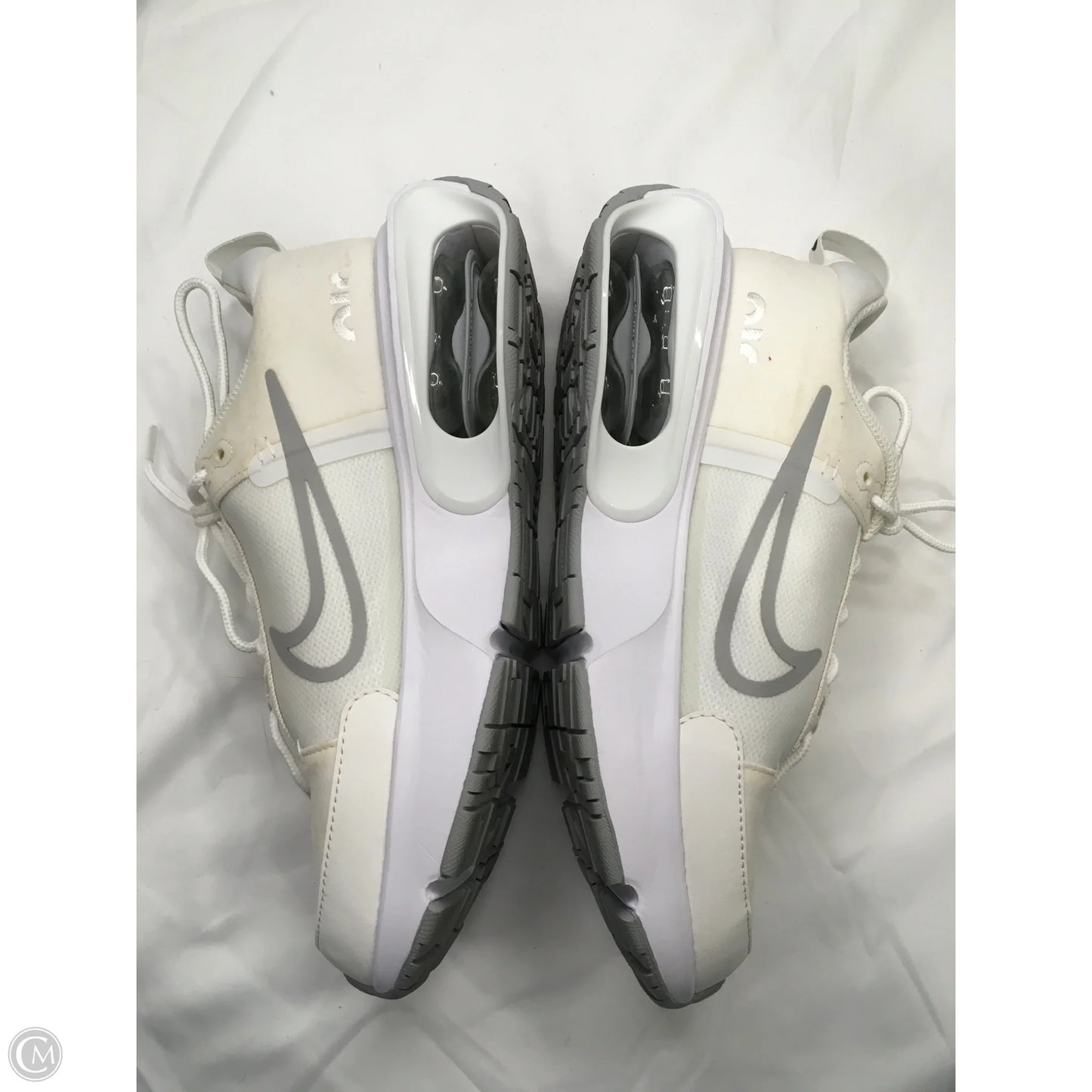 Shoes Athletic By Nike In White, Size: 8.5