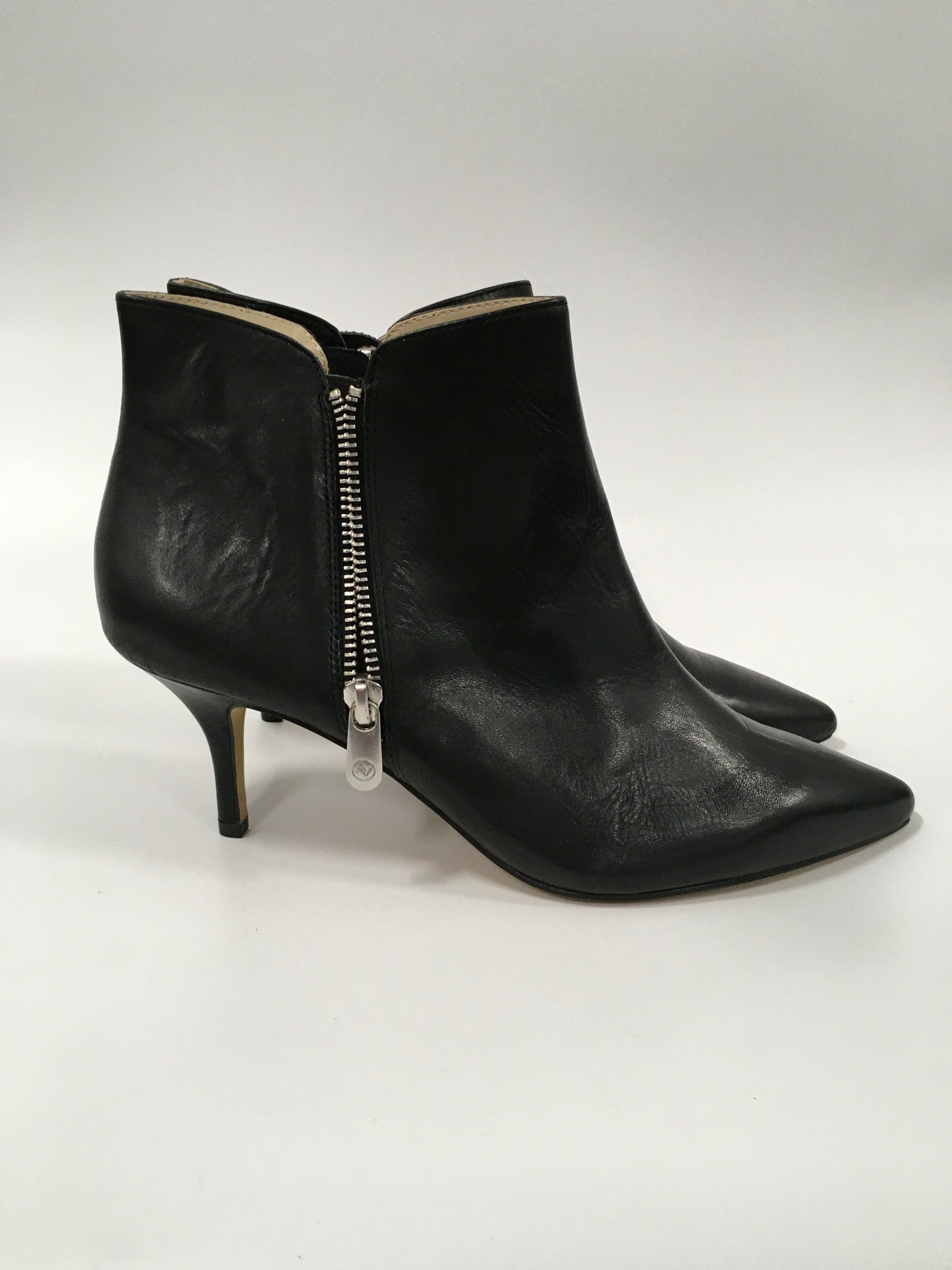 Black Boots Ankle Heels Adrienne Vittadini, Size 8.5