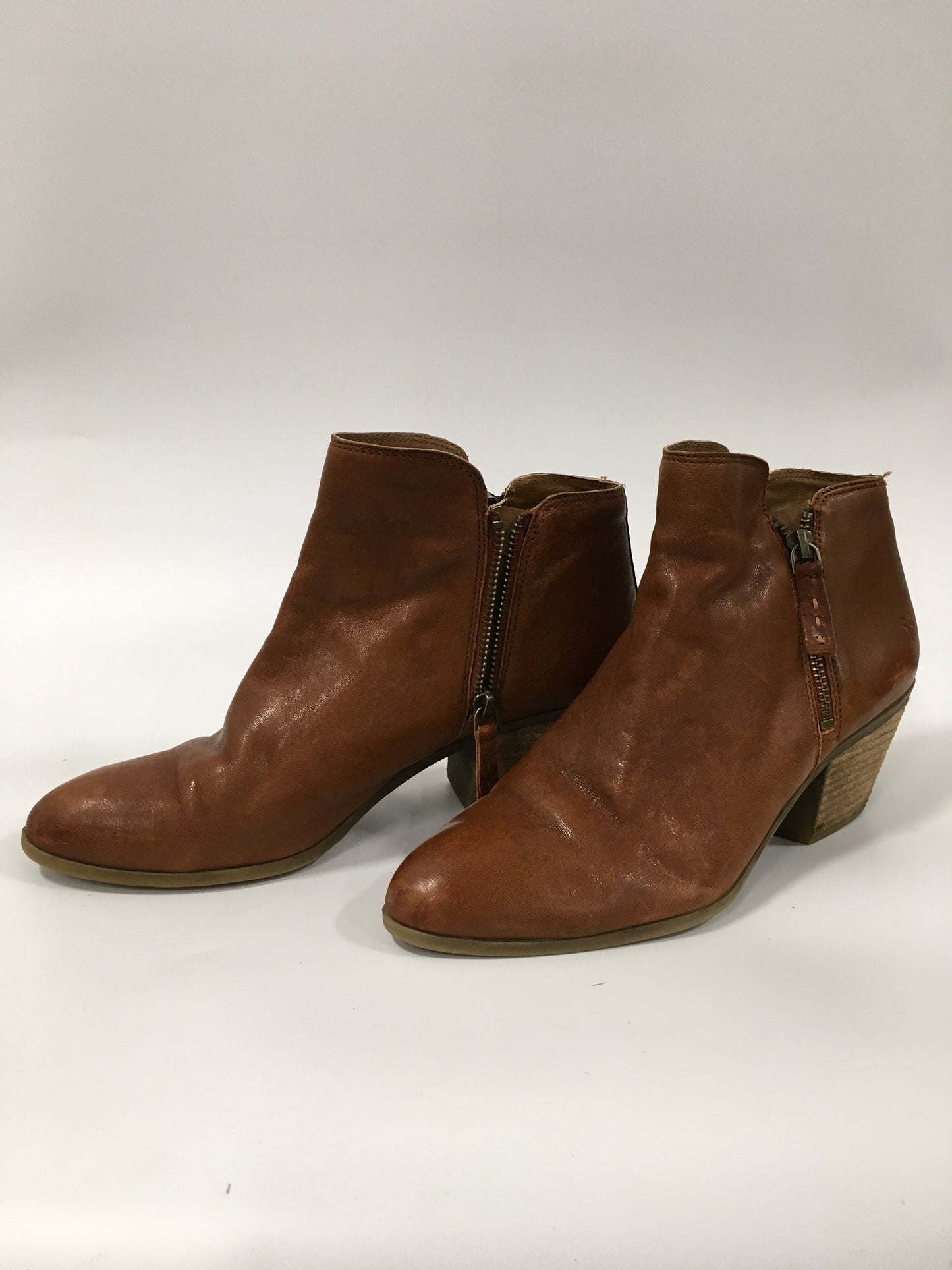 Brown Boots Ankle Heels Frye, Size 8.5