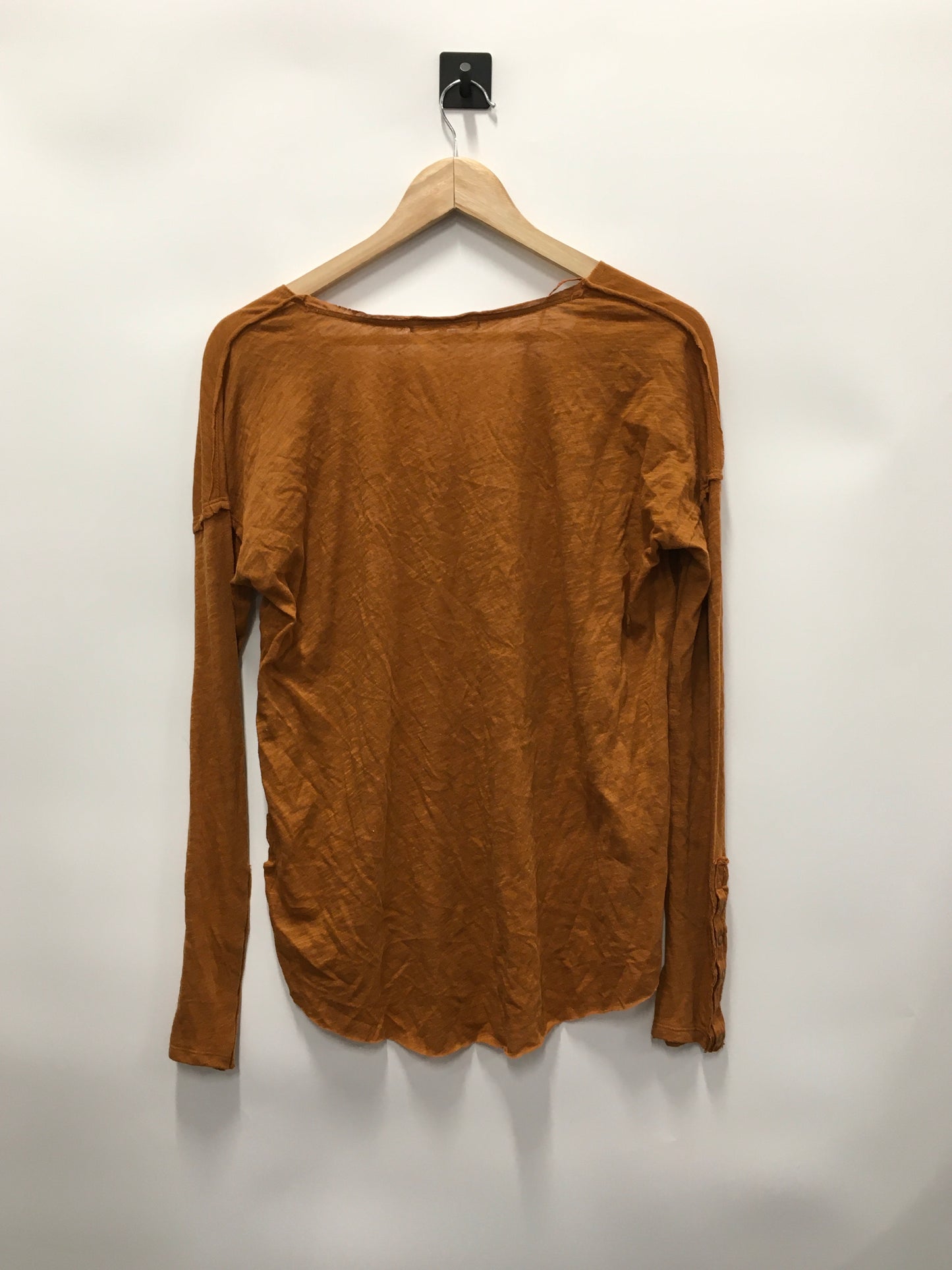 Top Long Sleeve By Free People In Orange, Size: Xs