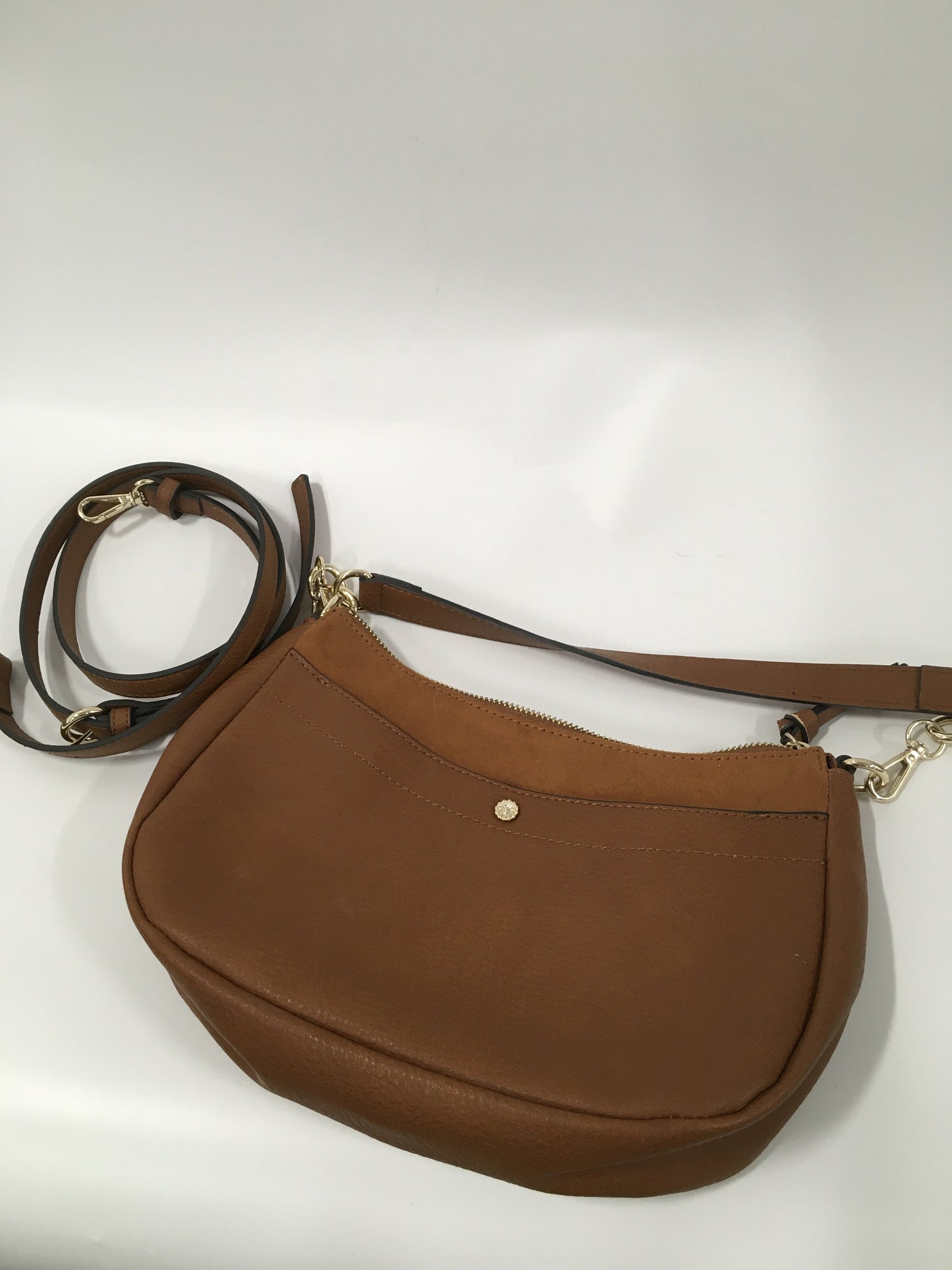 Handbag By Clothes Mentor  Size: Medium