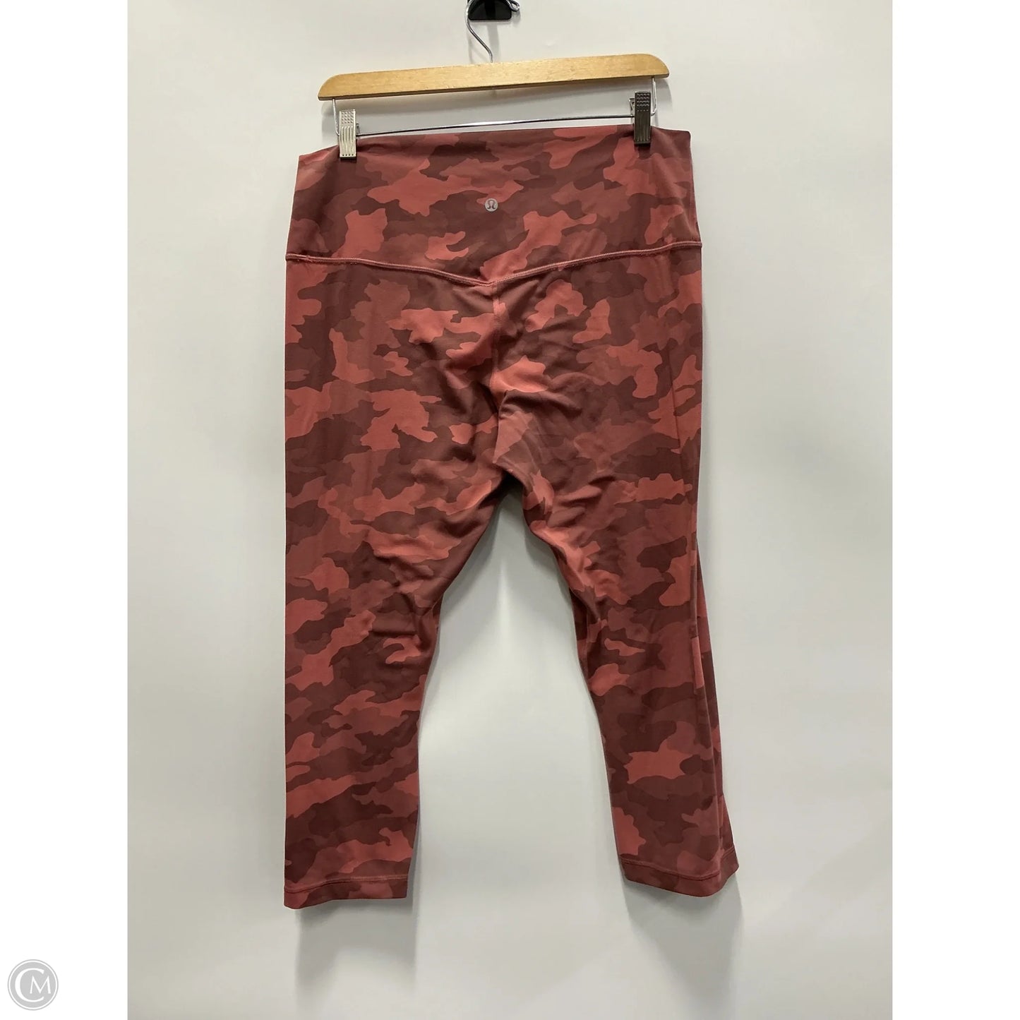 Athletic Capris By Lululemon In Camouflage Print, Size: 14