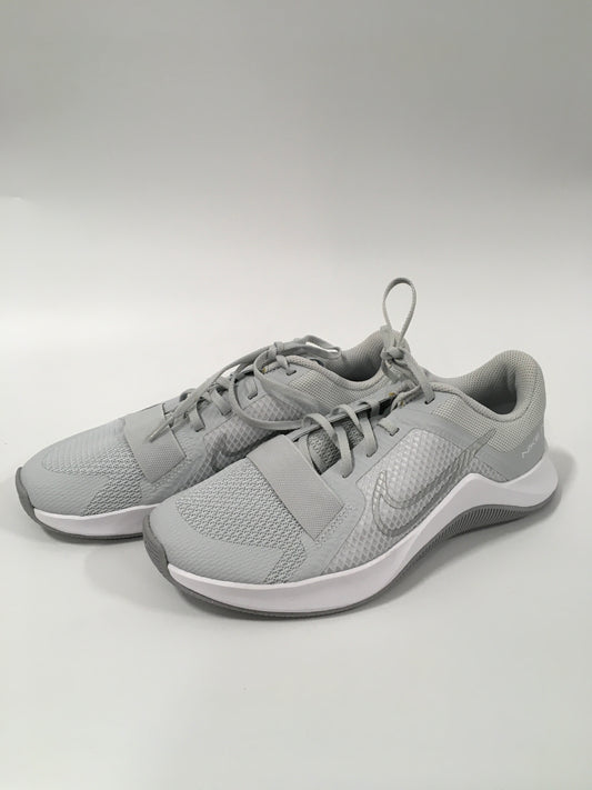 Grey Shoes Athletic Nike, Size 8