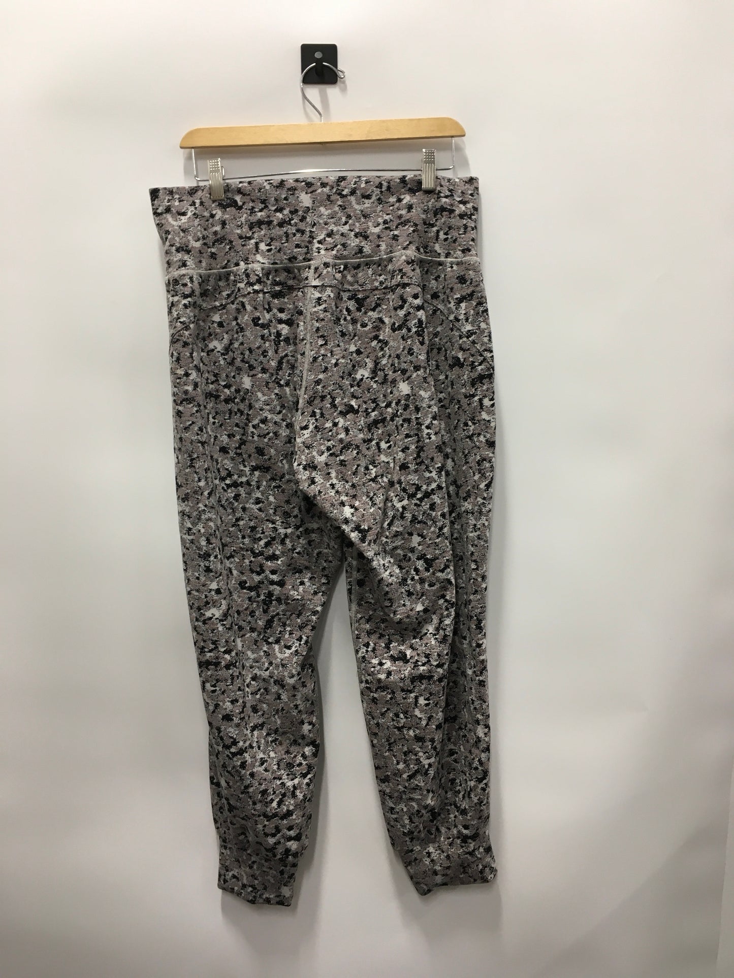 Grey Athletic Leggings Athleta, Size 1x