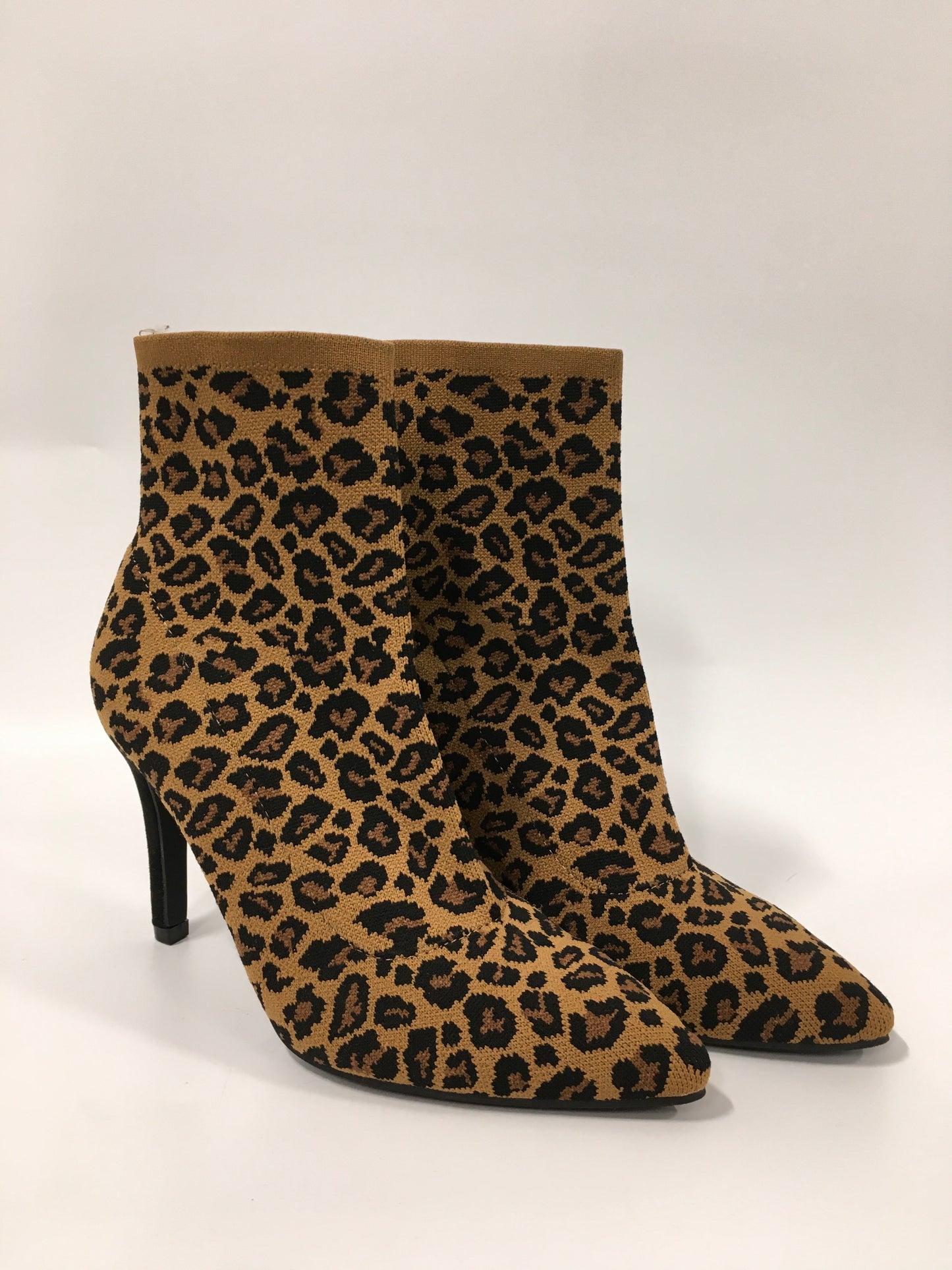 Boots Ankle Heels By Mia In Animal Print, Size: 6.5