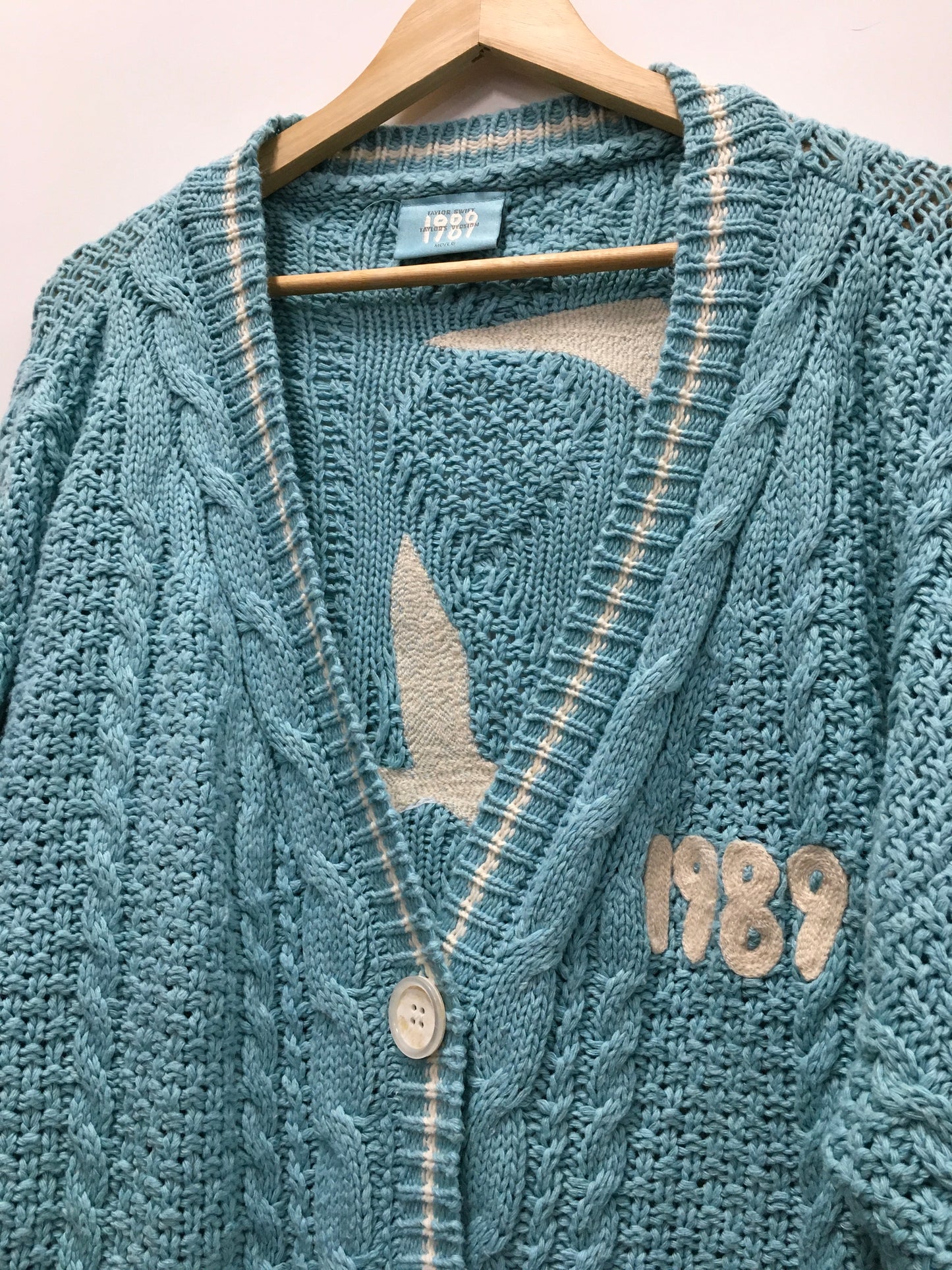 Sweater Cardigan By Clothes Mentor In Blue, Size: M