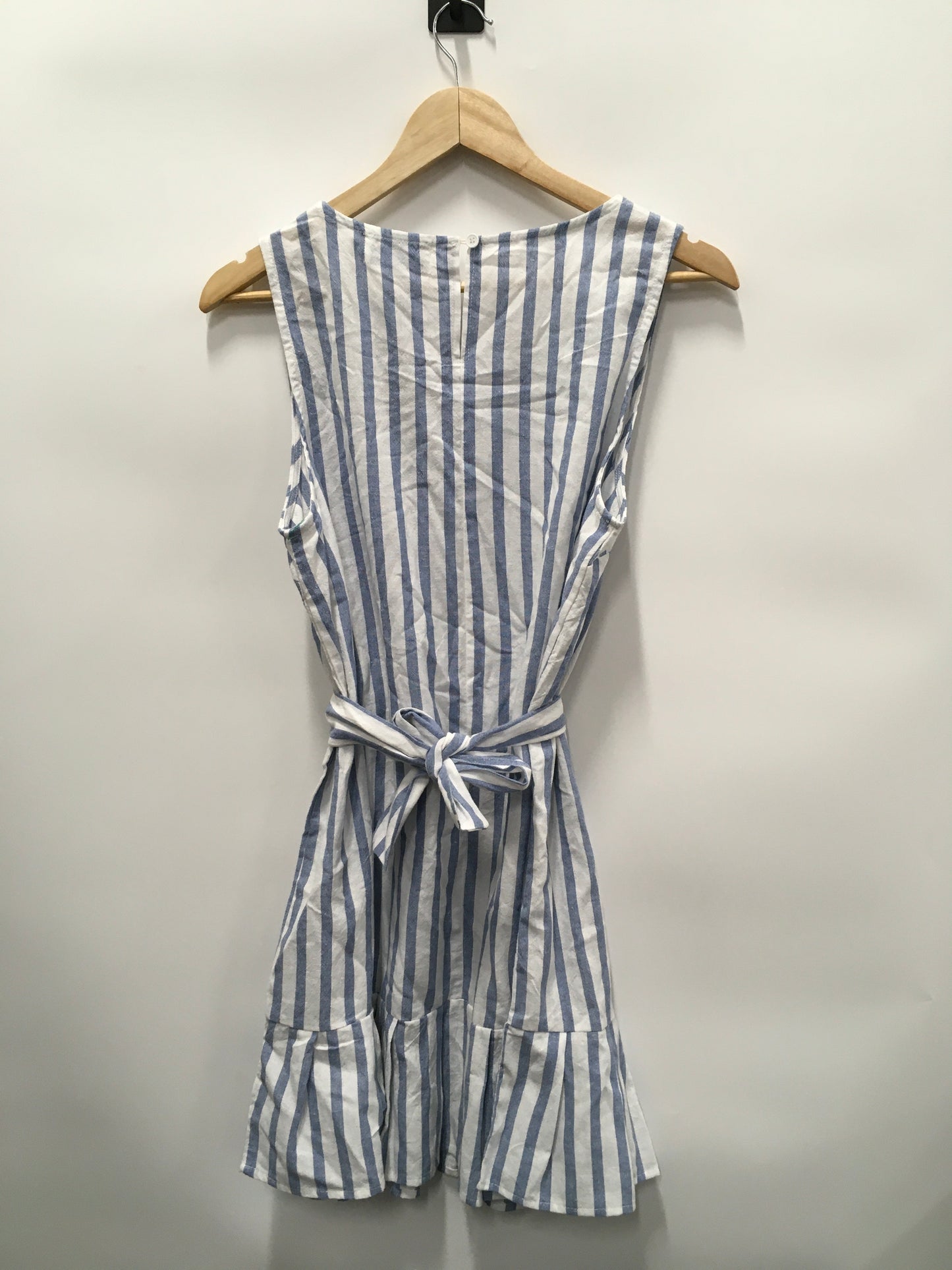 Blue & White Dress Casual Short Carolina Belle, Size M