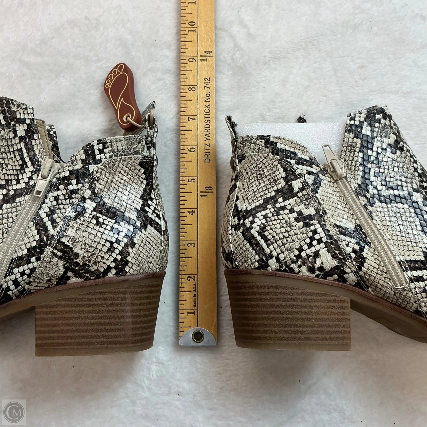 Boots Ankle Heels By Mia In Snakeskin Print, Size: 8.5