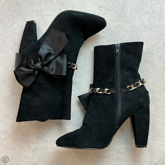 Boots Ankle Heels By Clothes Mentor In Black, Size: 7