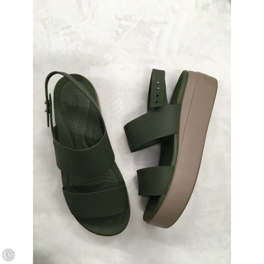 Sandals Heels Platform By Crocs In Green, Size: 8