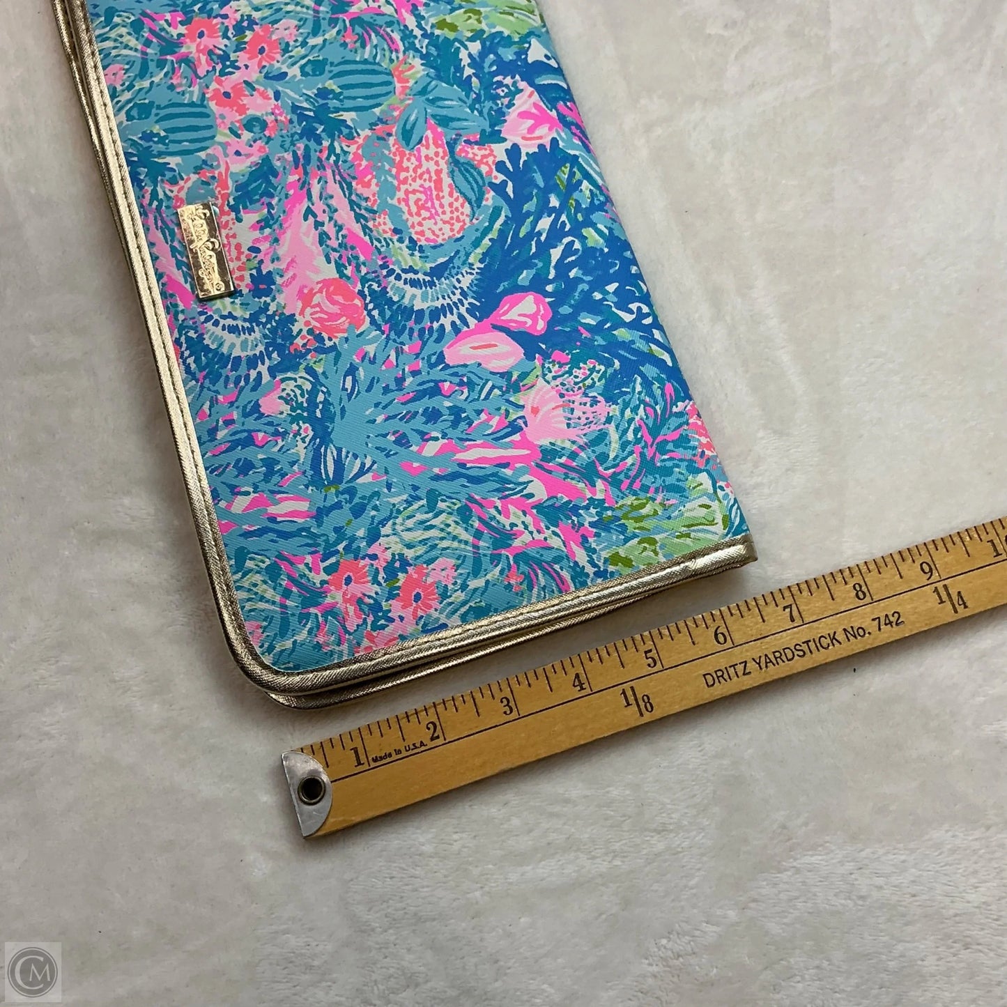 Makeup Bag Designer By Lilly Pulitzer, Size: Medium