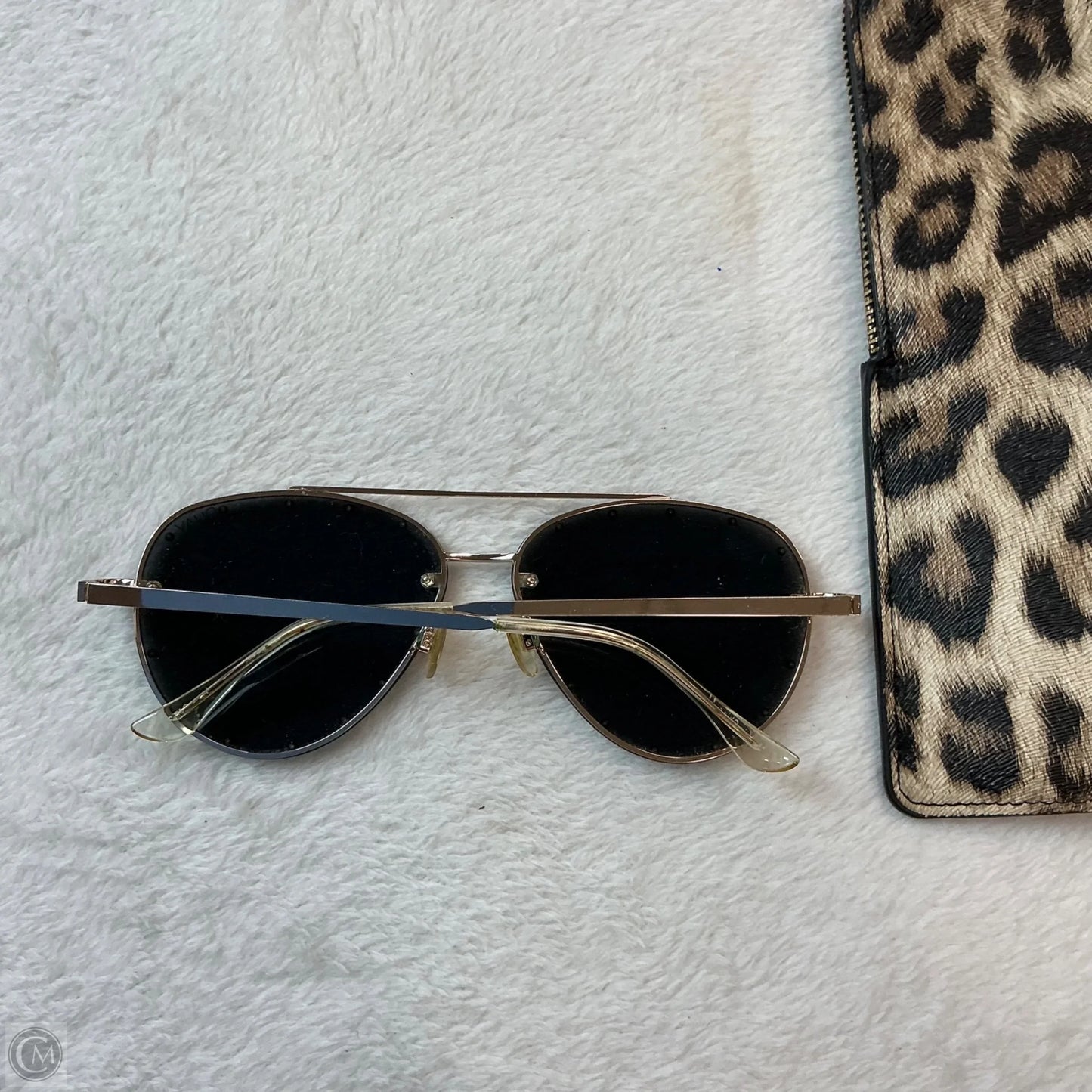 Sunglasses By Quay, Size:
