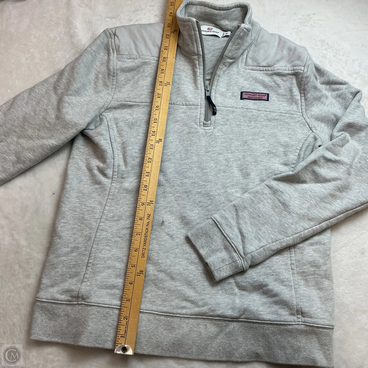 Sweatshirt Collar By Vineyard Vines In Grey, Size: M