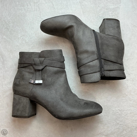 Boots Ankle Heels By Kelly And Katie In Grey, Size: 10