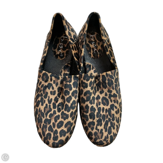 Shoes Flats By Boc In Animal Print, Size: 7