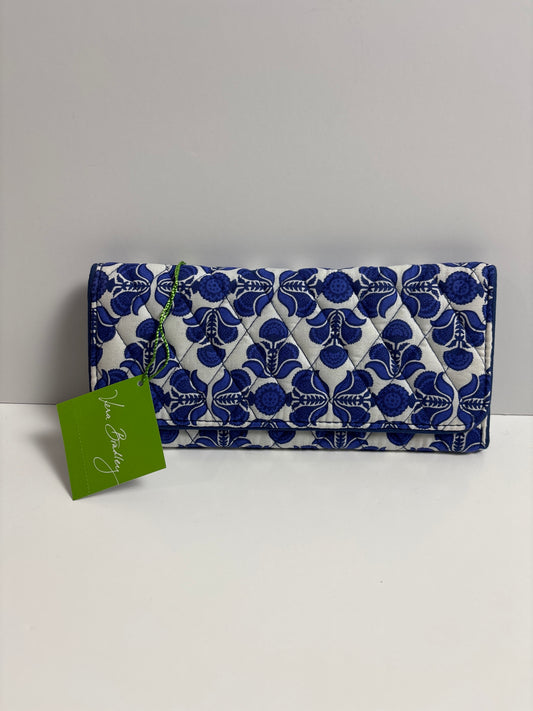 Wallet By Vera Bradley, Size: Medium