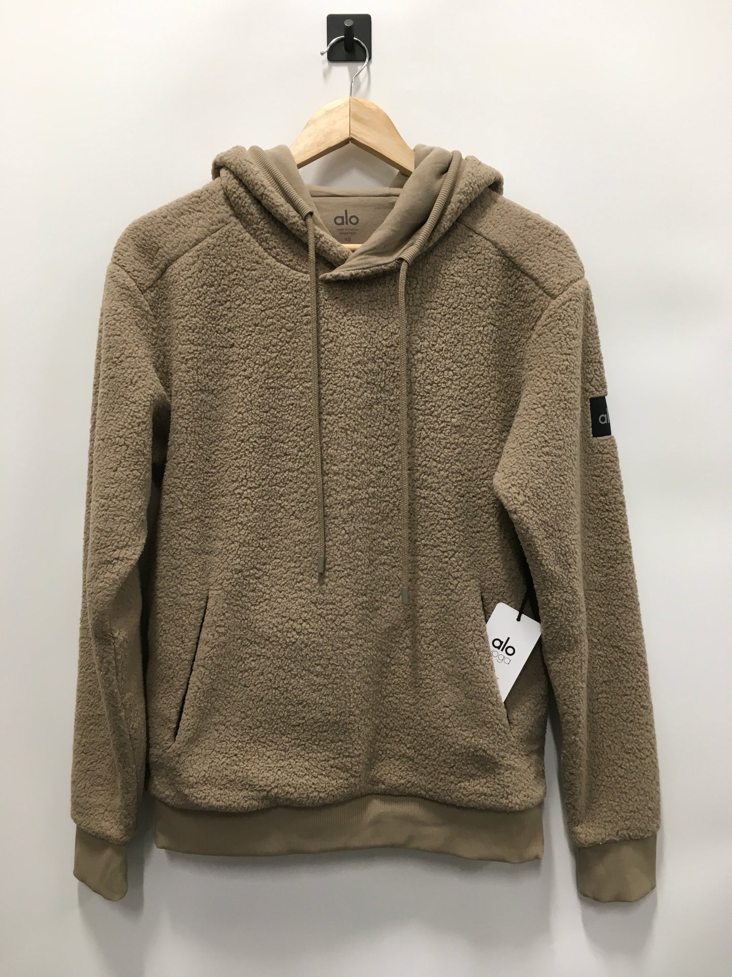 Athletic Sweatshirt Hoodie By Alo In Tan, Size: Xs