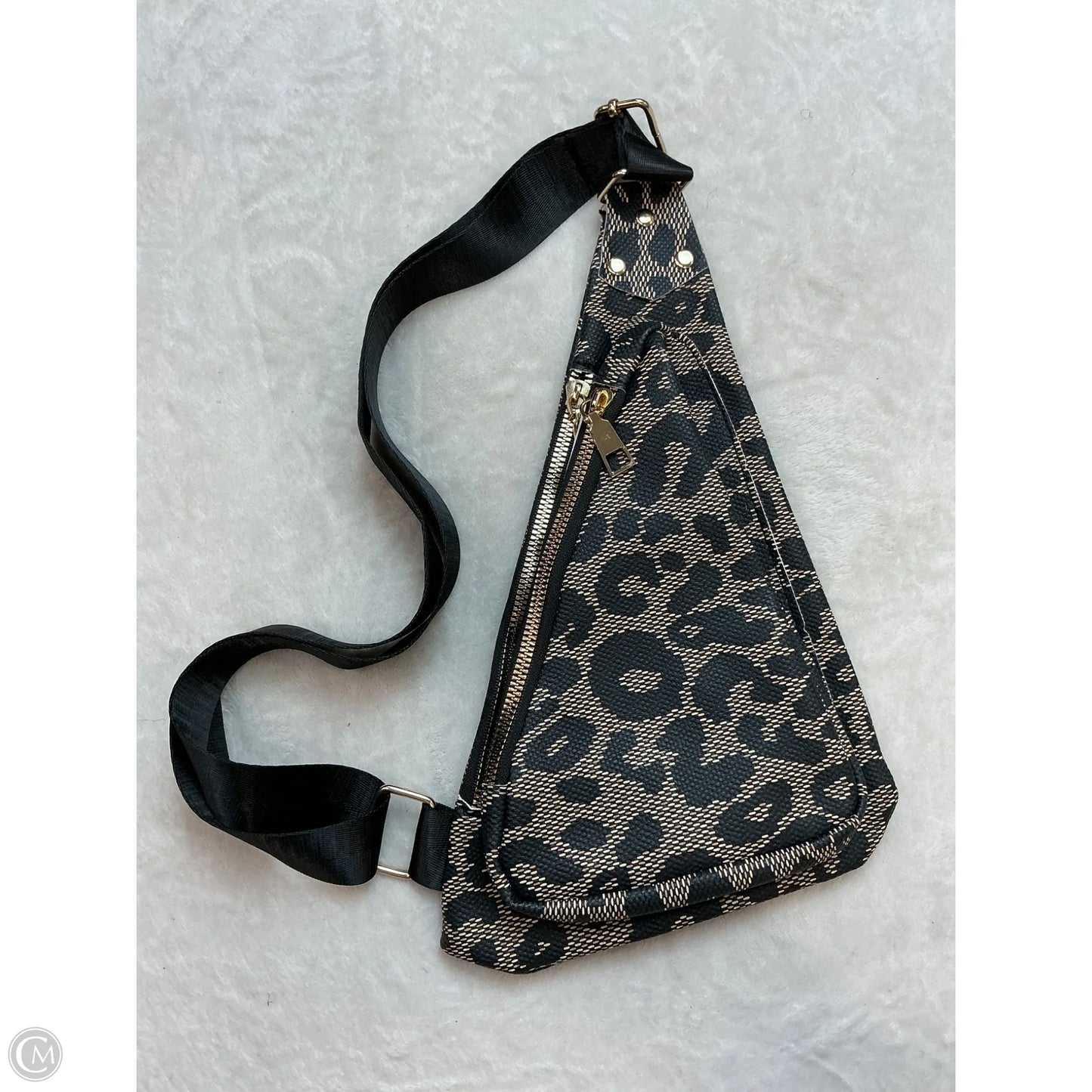 Belt Bag By Clothes Mentor, Size: Medium