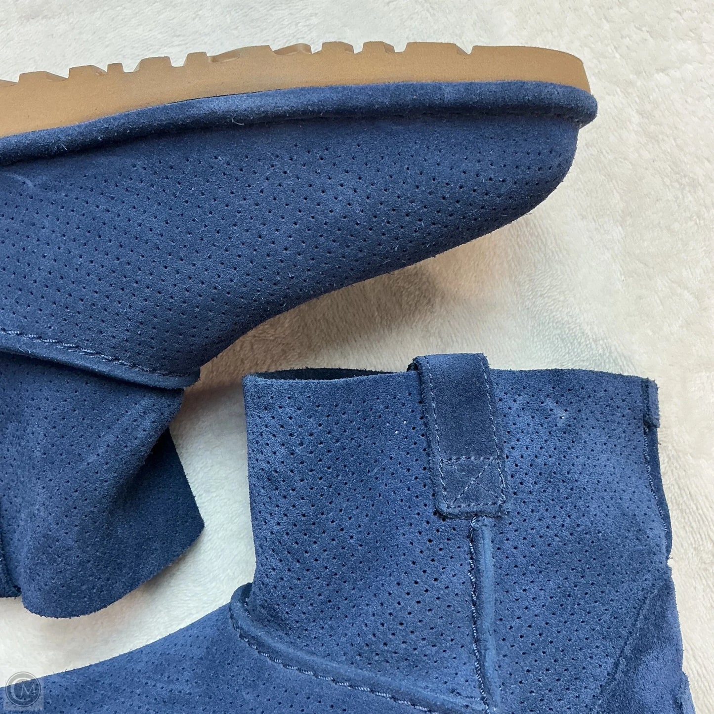 Boots Designer By Ugg In Navy, Size: 8