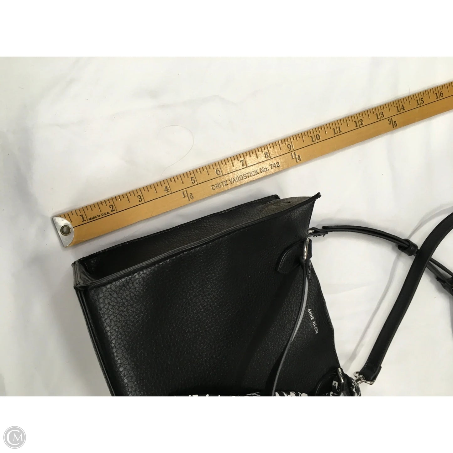 Wristlet By Anne Klein, Size: Medium