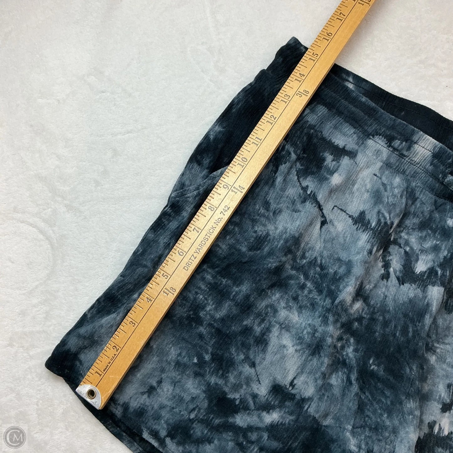 Shorts By Torrid In Tie Dye Print, Size: M