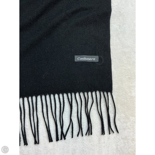 Scarf Winter By Clothes Mentor In Black