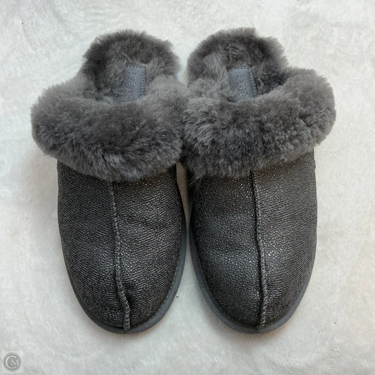 Slippers Designer By Ugg In Grey, Size: 8