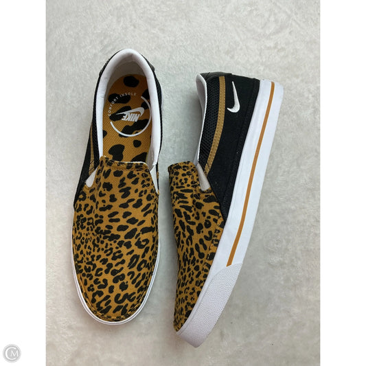 Shoes Flats By Nike In Animal Print, Size: 9