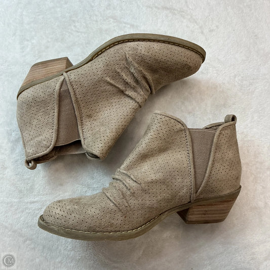 Boots Ankle Flats By Report In Tan, Size: 7.5