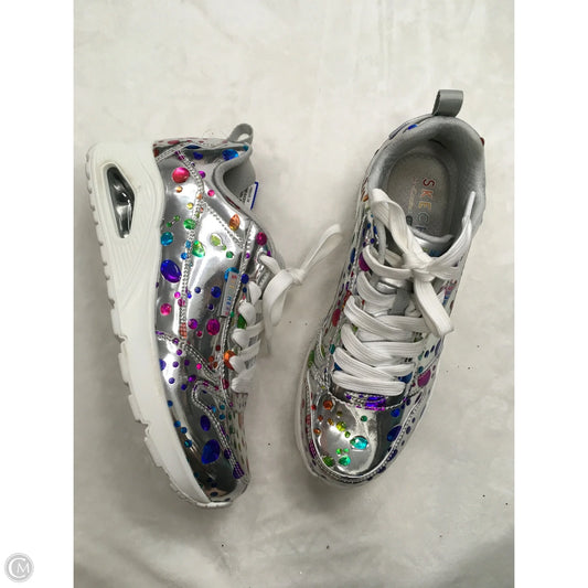 Shoes Sneakers By Skechers In Silver, Size: 7.5