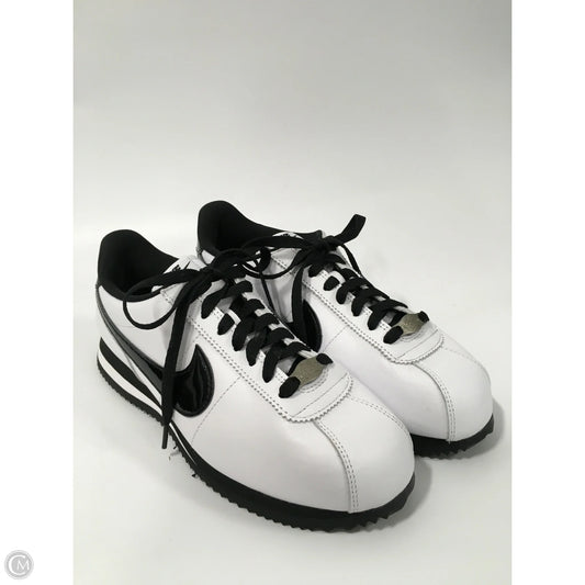 Shoes Sneakers By Nike In Black & White, Size: 9