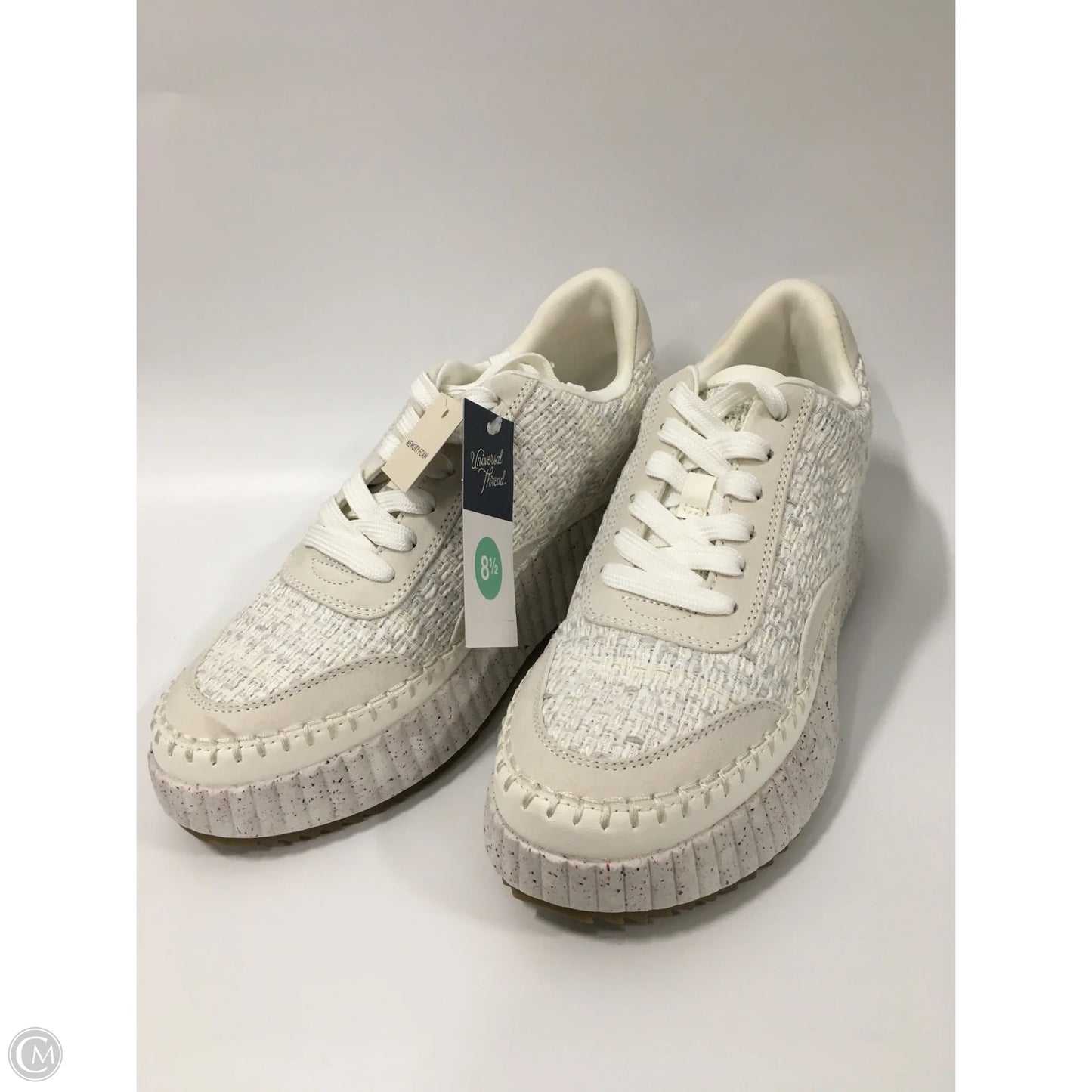 Shoes Sneakers By Universal Thread In White, Size: 8.5
