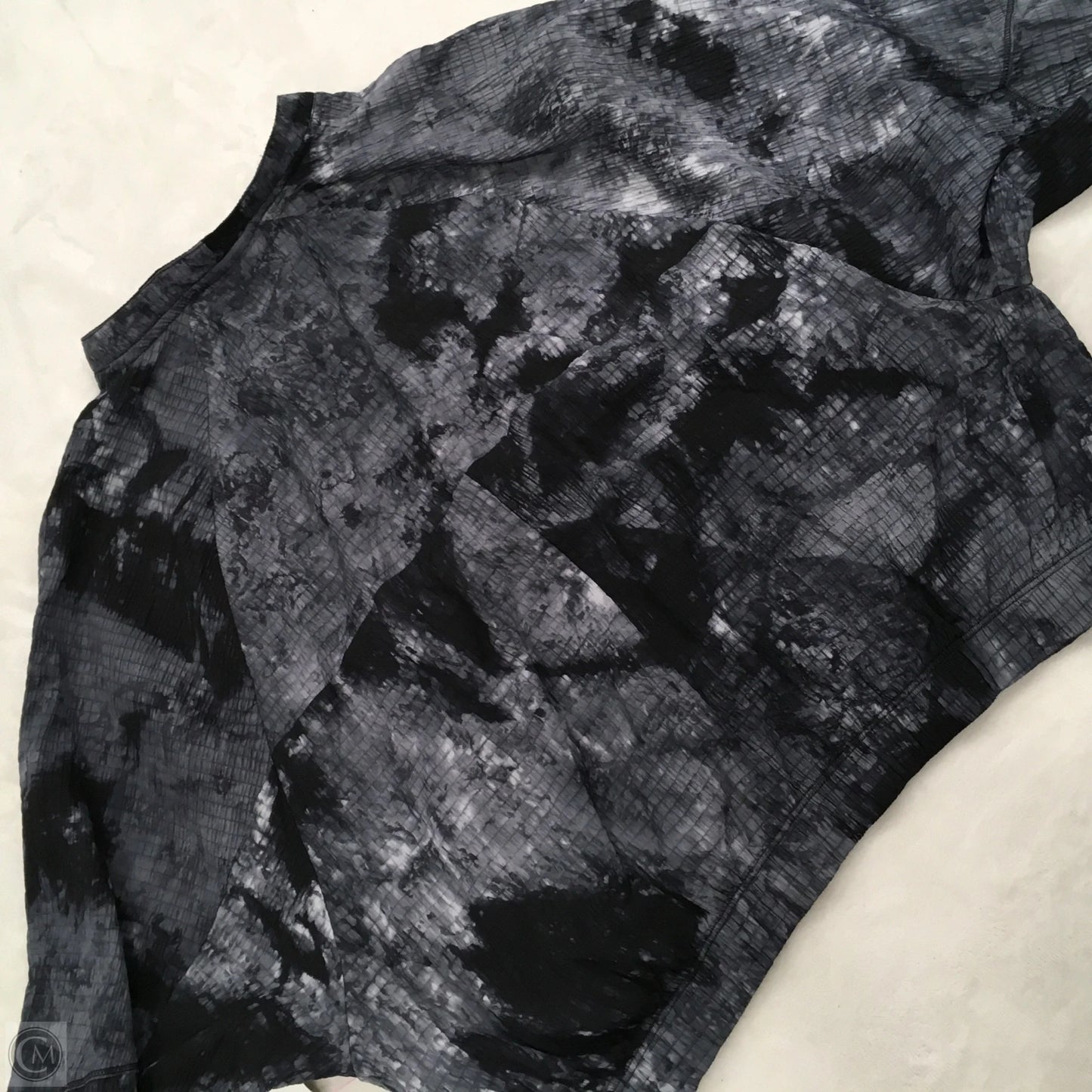 Athletic Top Long Sleeve Collar By Gym Shark In Tie Dye Print, Size: L