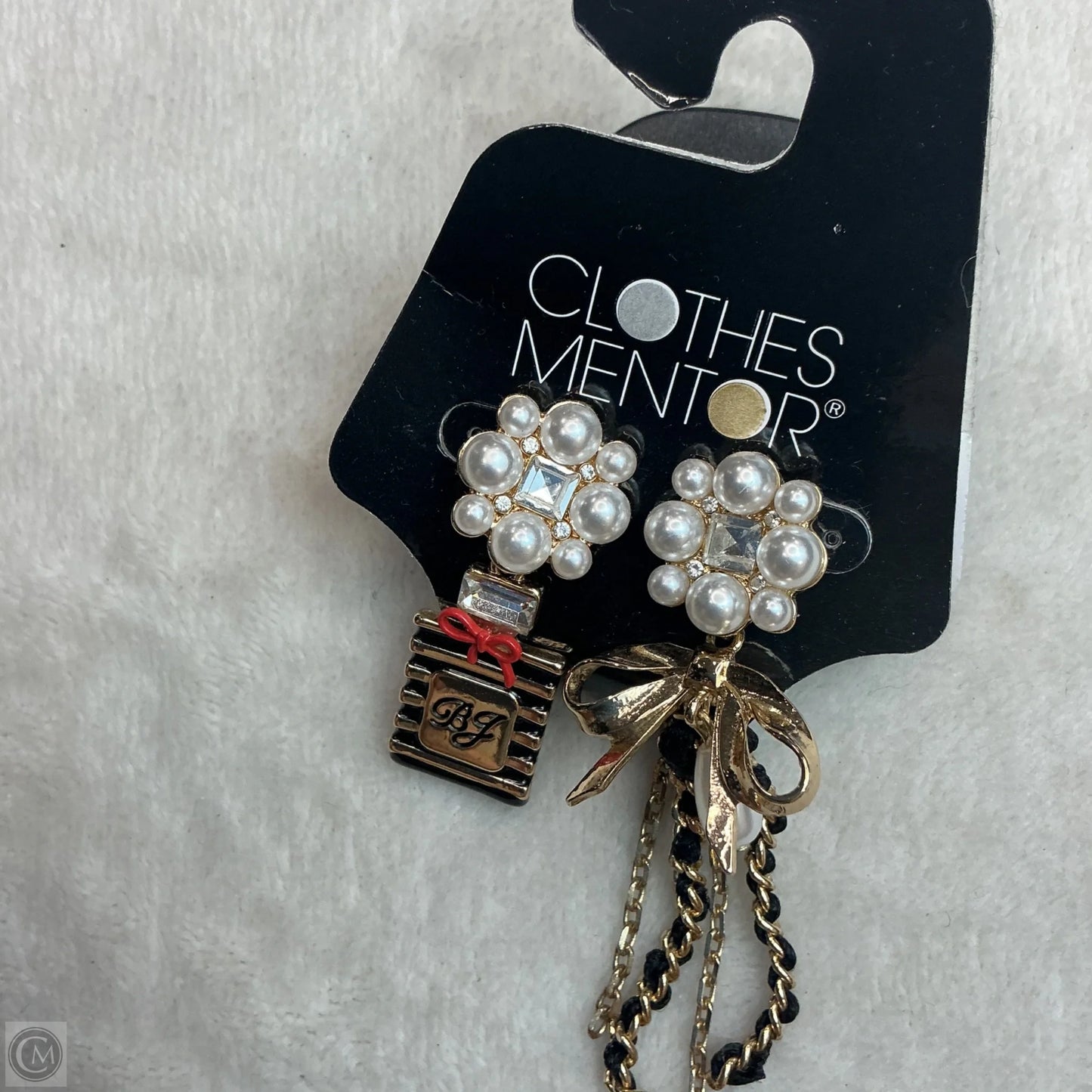 Earrings Dangle/drop By Betsey Johnson