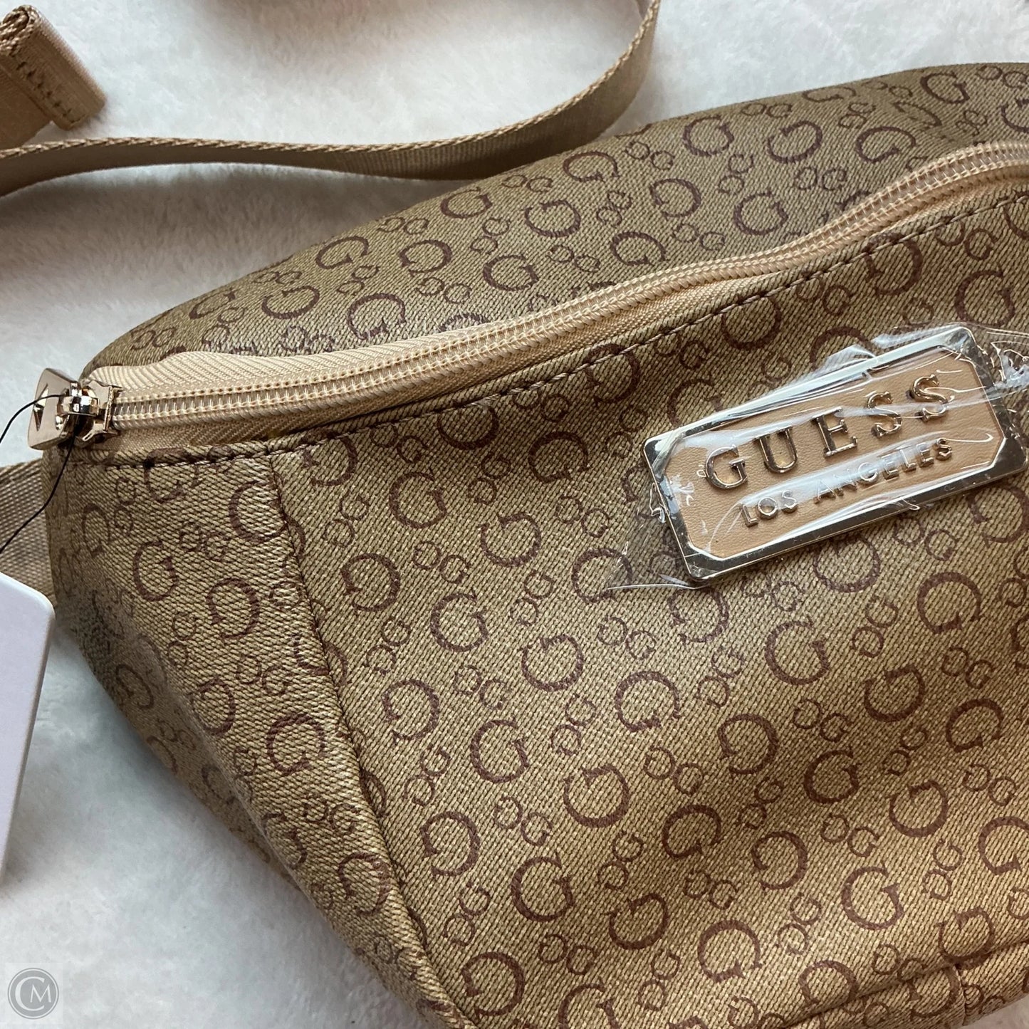 Belt Bag By Guess, Size: Medium