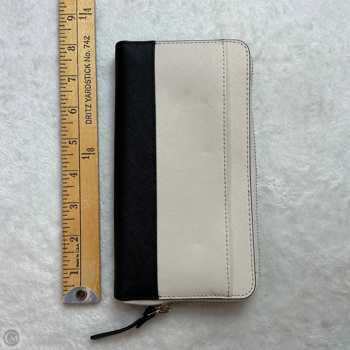 Wallet Designer By Kate Spade, Size: Medium