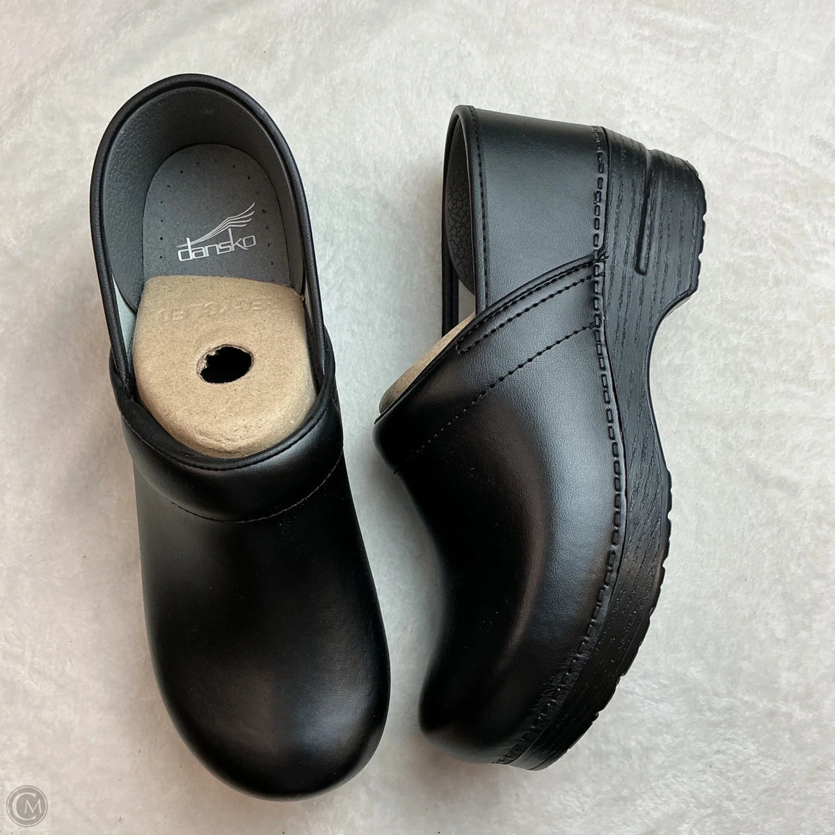 Shoes Flats By Dansko In Black, Size: 9