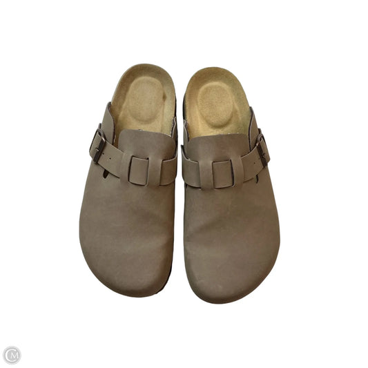 Shoes Flats By Cushionaire In Taupe, Size: 8.5