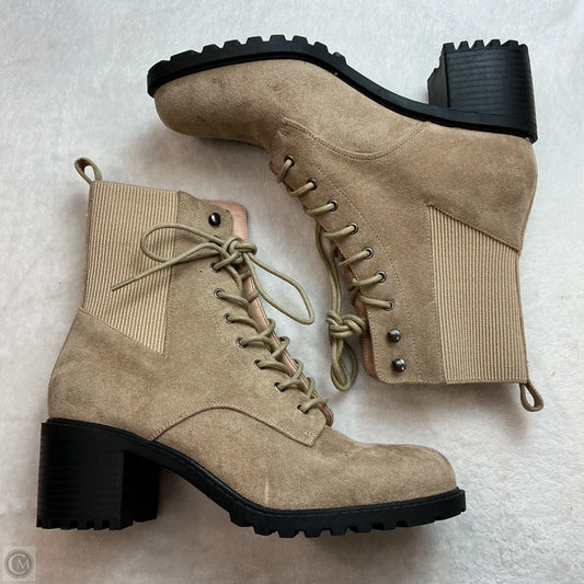 Boots Combat By Clothes Mentor In Beige, Size: 8.5