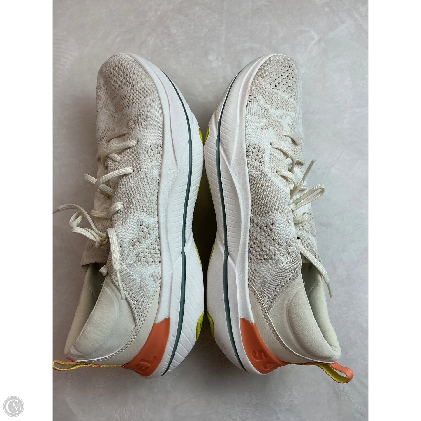 Shoes Athletic By Sorel In Cream, Size: 9.5