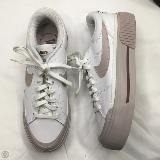 Shoes Sneakers By Nike In White, Size: 9