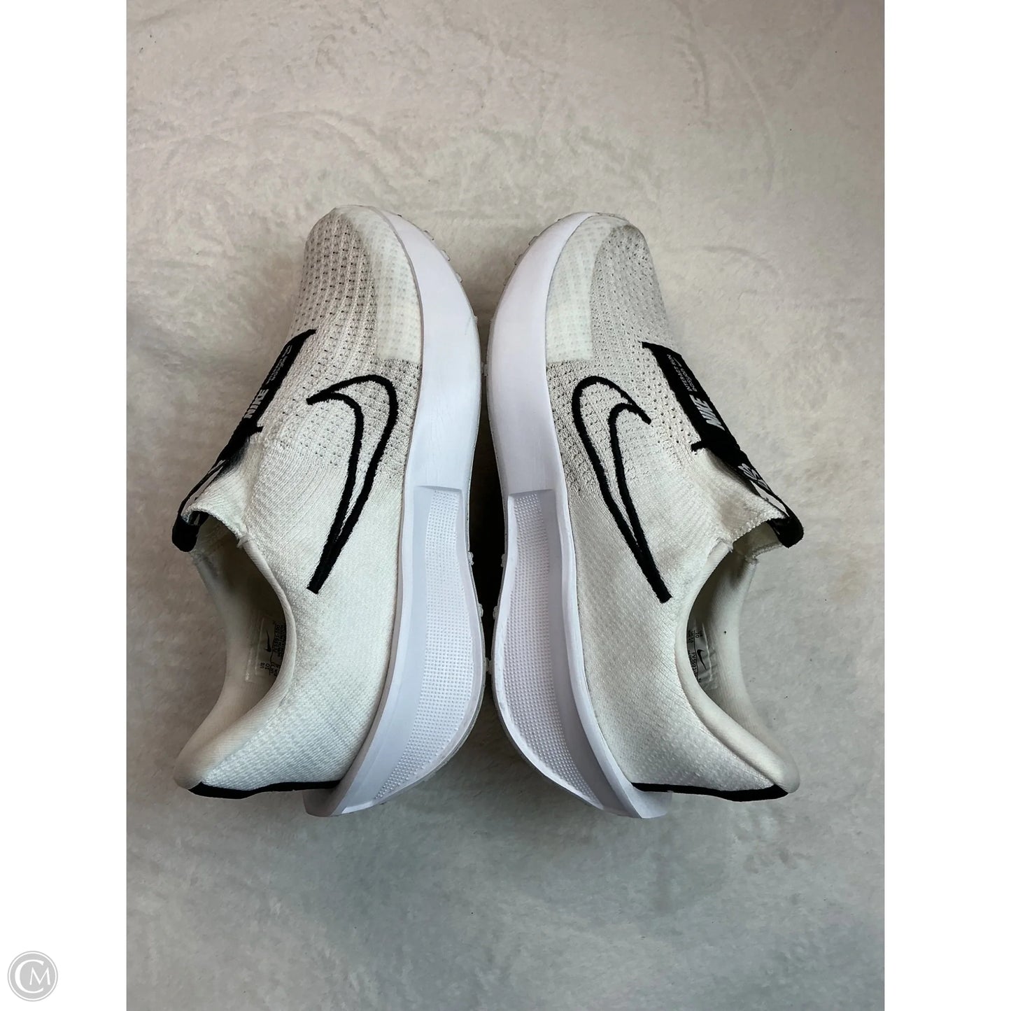 Shoes Athletic By Nike In White, Size: 10